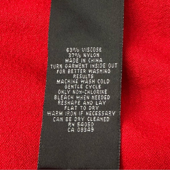 Kasper Women's Long Sleeve, Front Button, V-Neckline Cardigan, Red, Size M - Picture 6 of 7